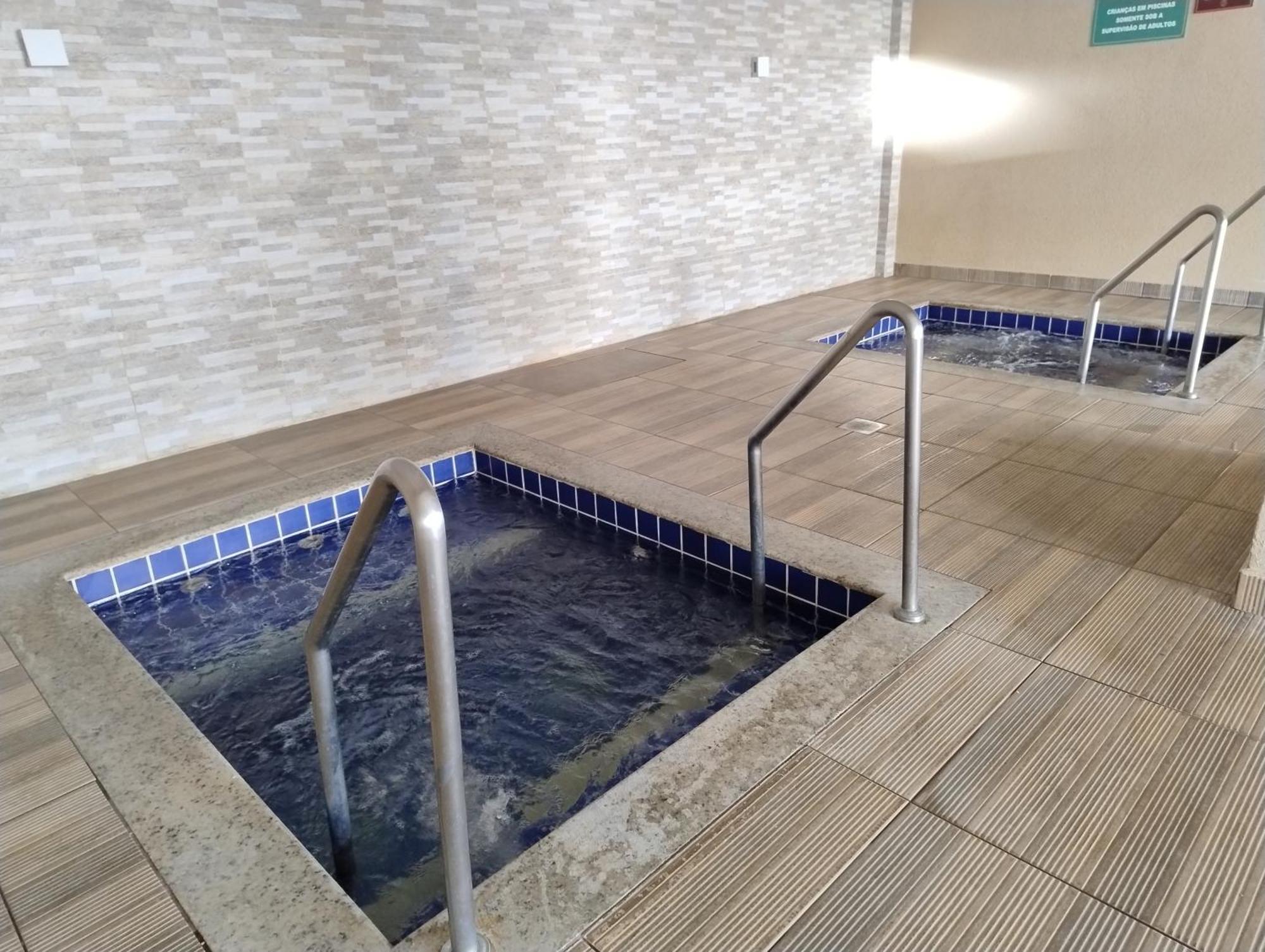 Casa Da Madeira Caldas Novas - 2 Quartos - Achei Ferias - Com Roupa De Cama ภายนอก รูปภาพ
